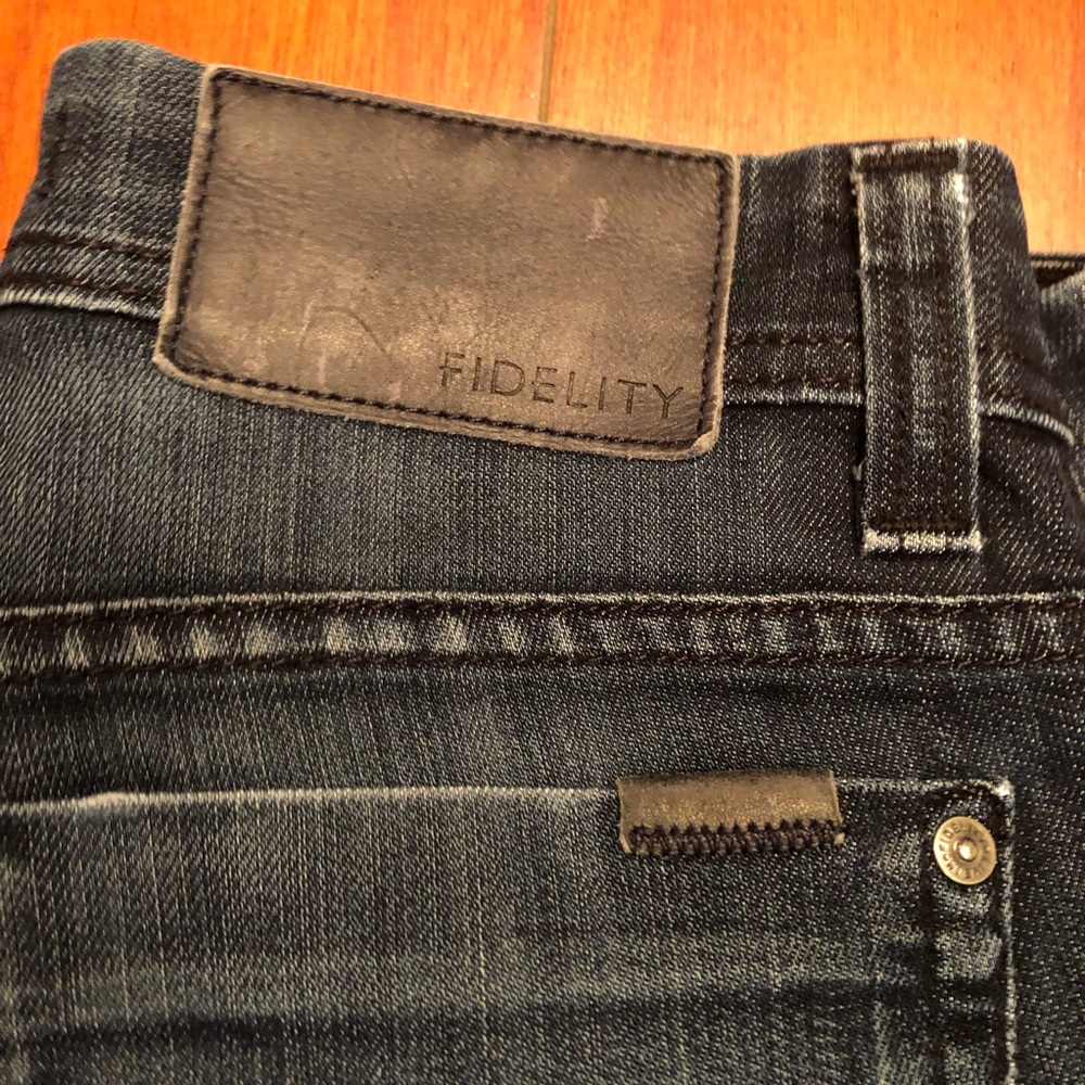 Fidelity Denim Jimmy Slim Straight Dark Wash Distressed Jean